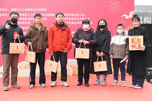 “百米小巷”人潮涌動！瑞方人力助力2025年武侯區春風行動專場招聘會“開門紅” 第12張